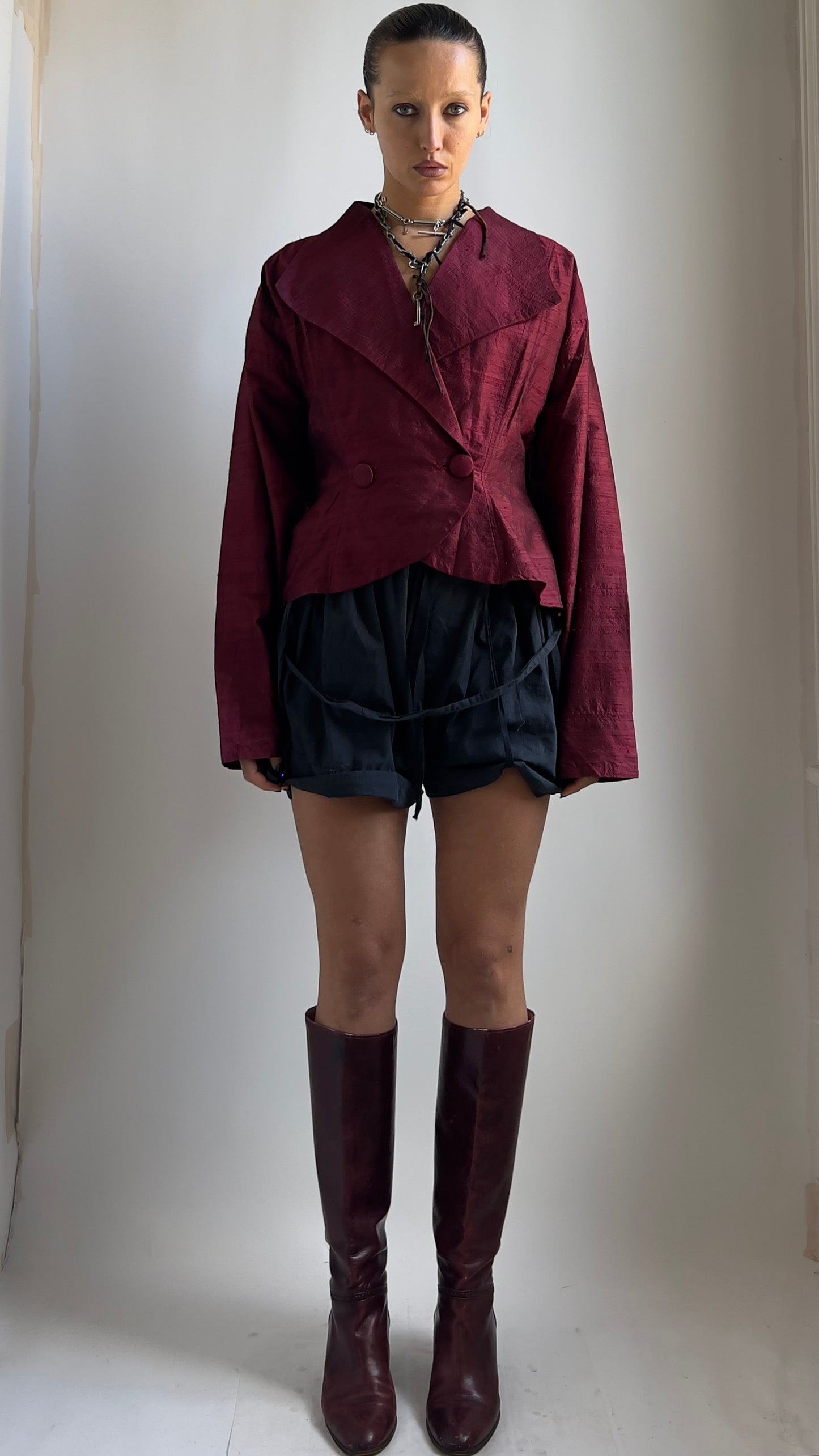 80S BURGUNDY RAW SILK JACKET WITH WATERFALL PLEATS / UK 6-10